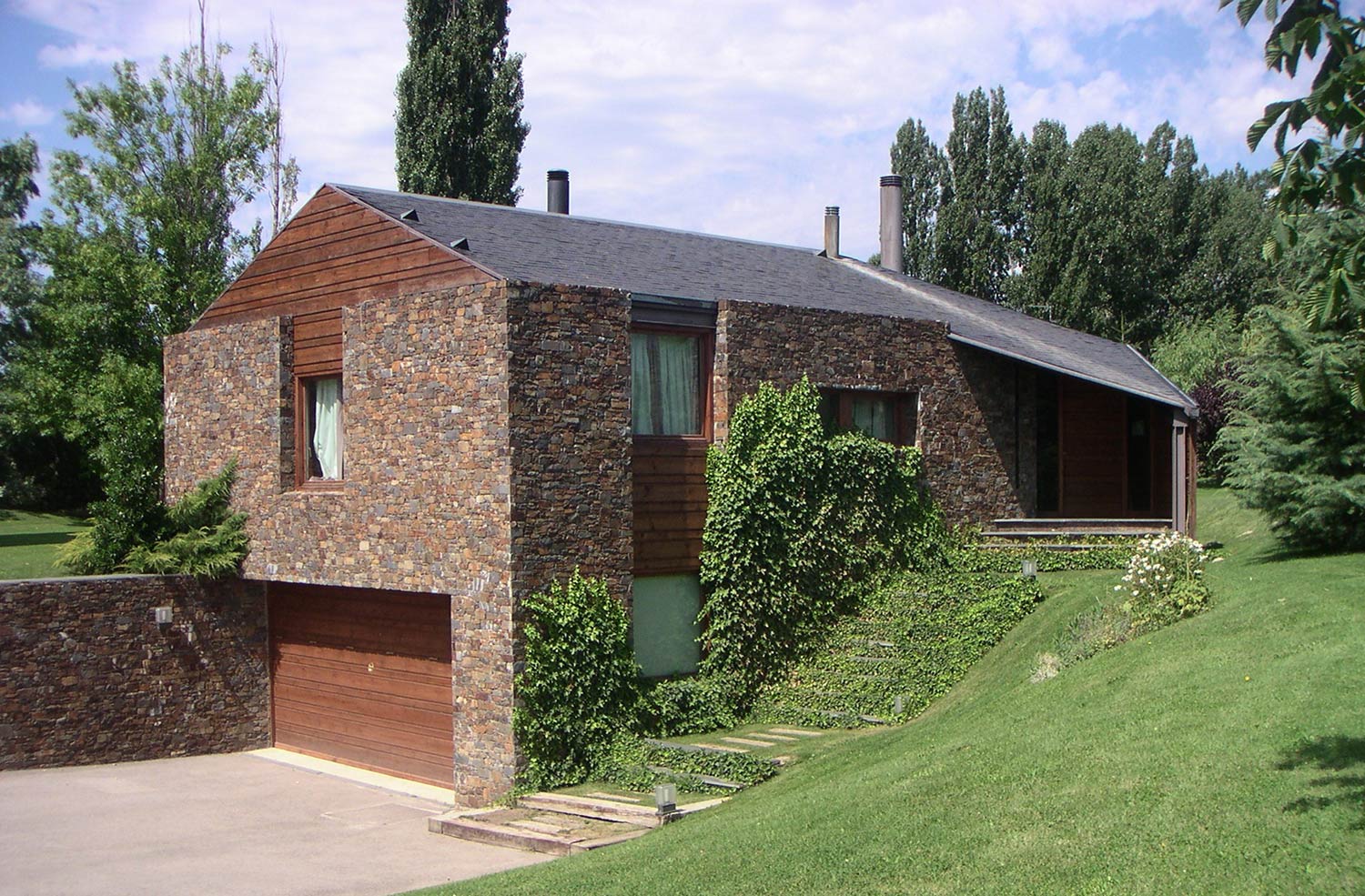 GB arquitectos Vivienda Unifamiliar La Devesa del Golf de Bolvir